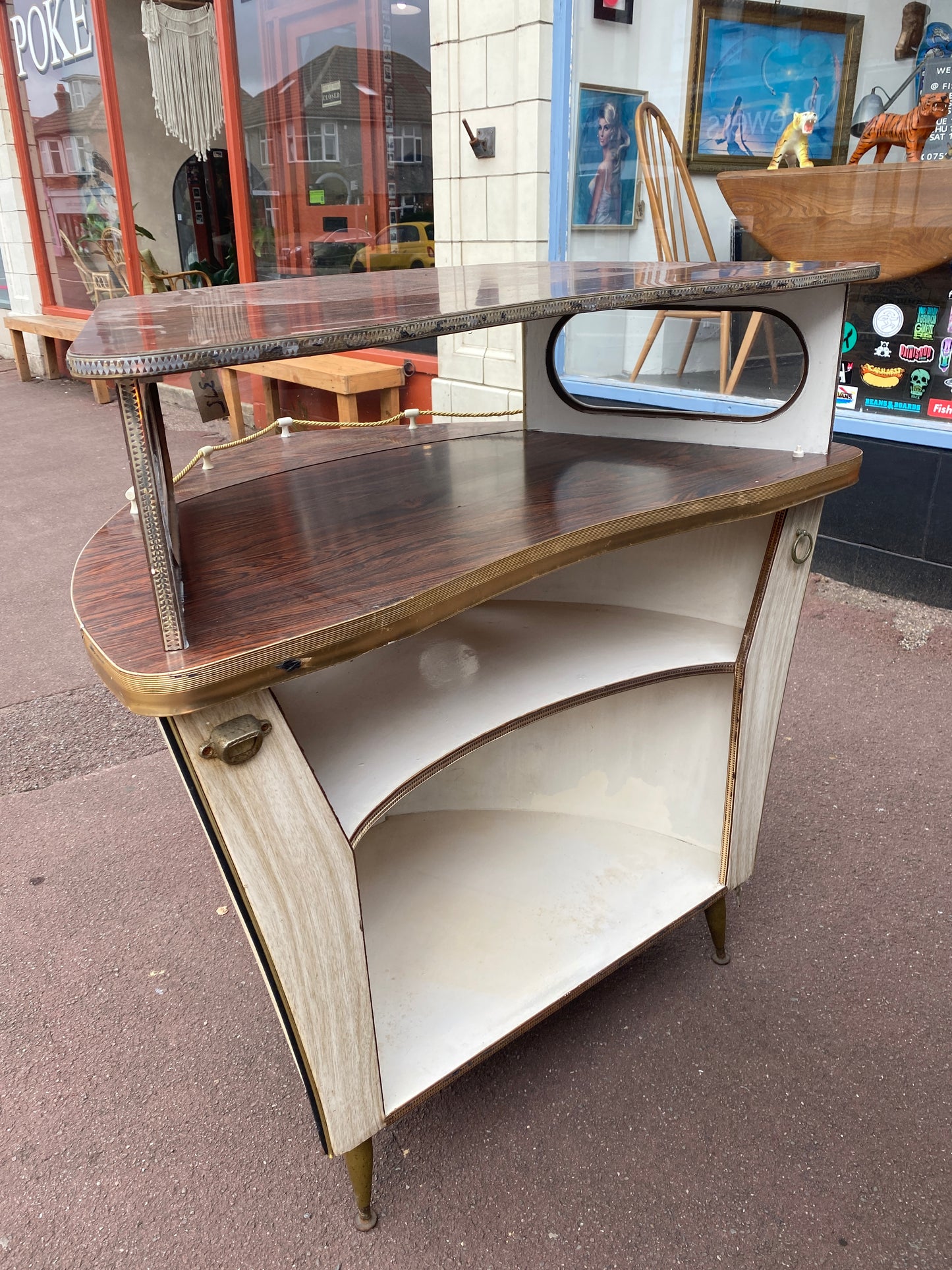 Kitsch Ship cocktail bar 1950s Complete - ahoy shipmate !