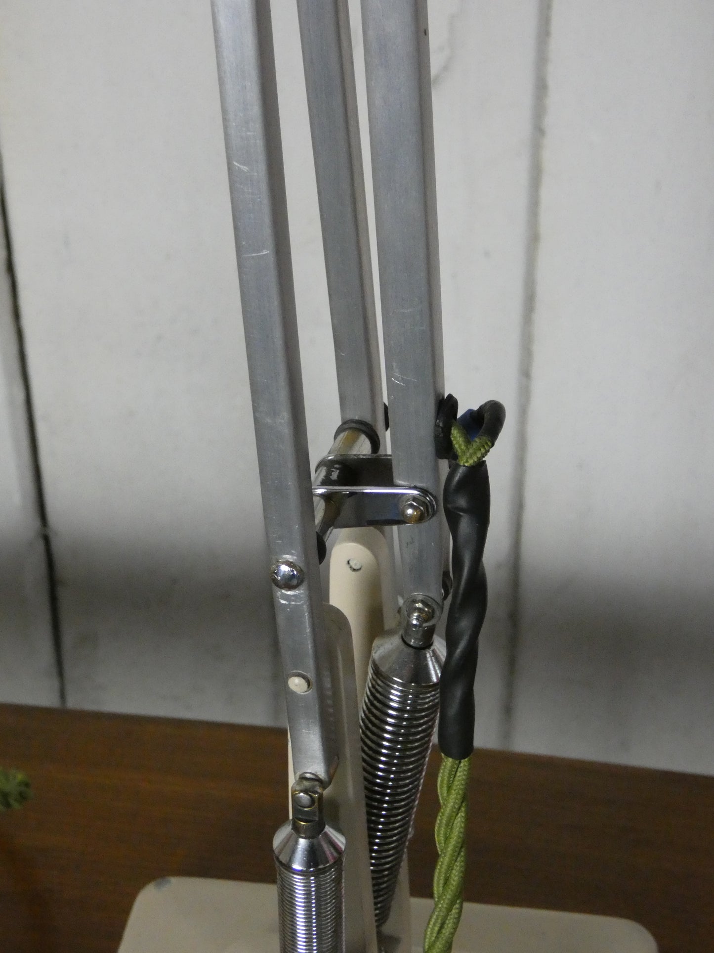 VINTAGE HERBERT TERRY 1227 ANGLEPOISE TWO STEP BASE - -DESK LAMP ( HP)