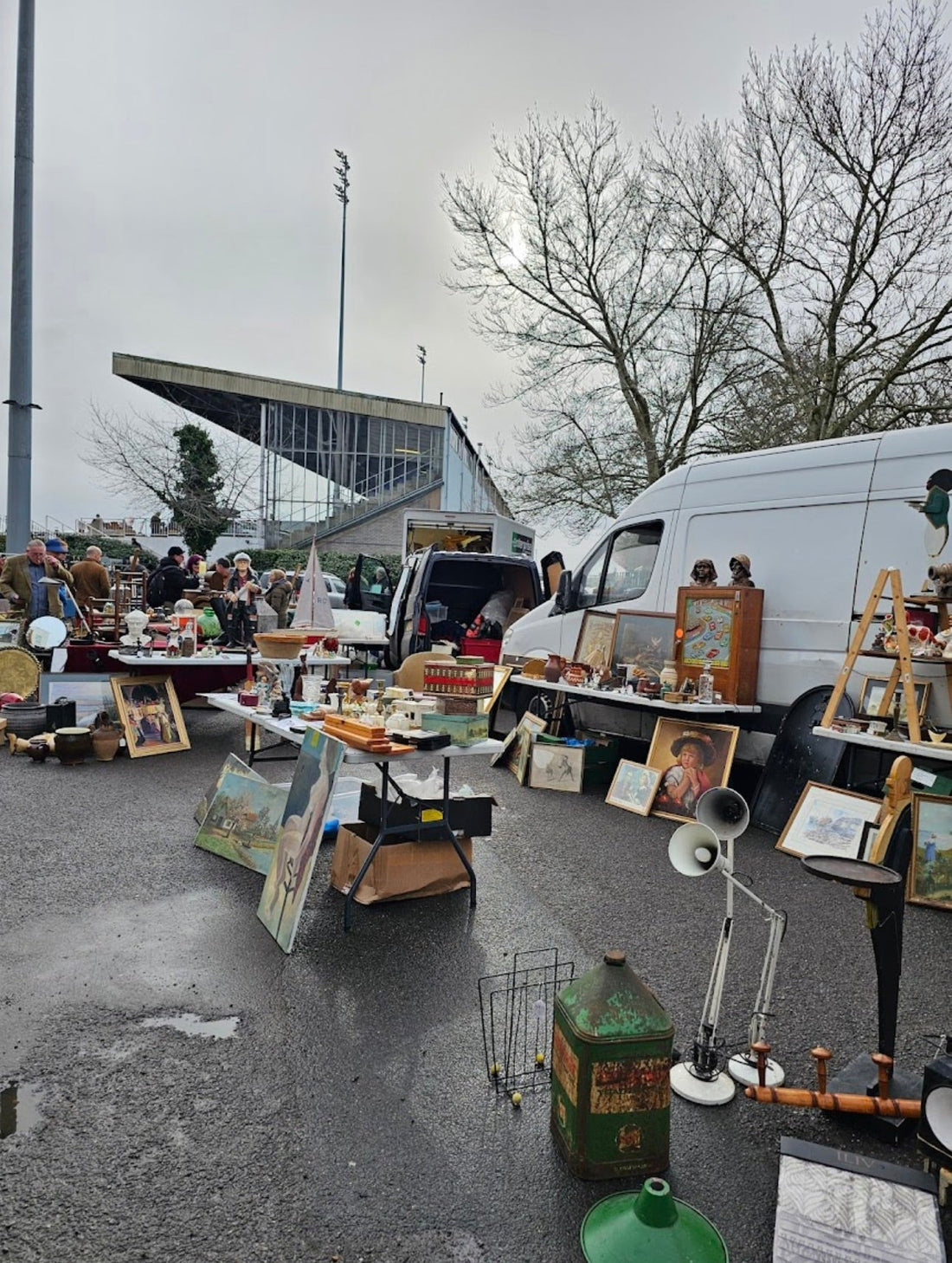 Kempton /  Sunbury Antiques  May 2025.