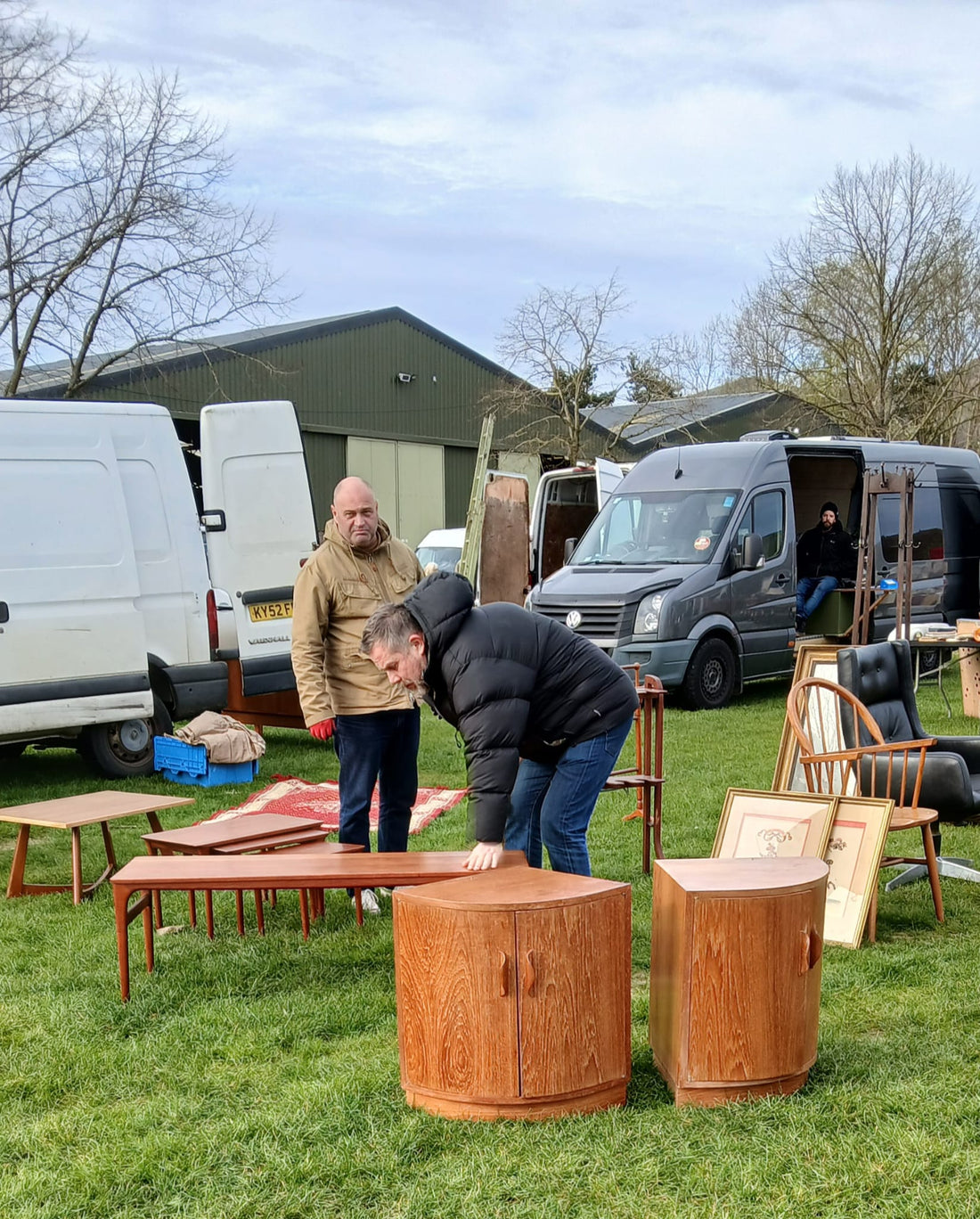 Bank Holiday Treasure Hunting at Great Malvern Flea – Fresh Finds for Fish4Junk
