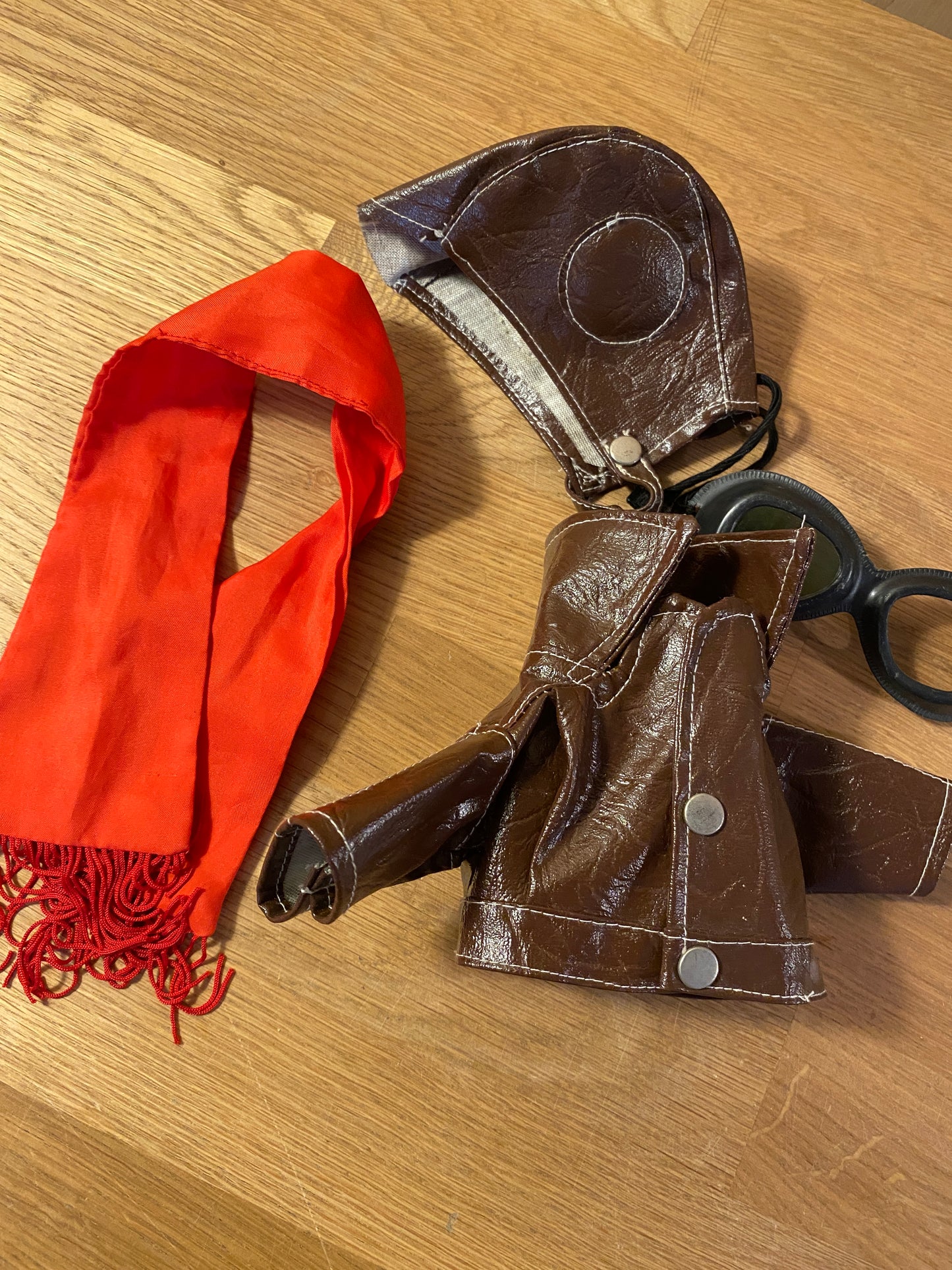 SNOOPY OUTFIT - THE RED BARON  - vintage