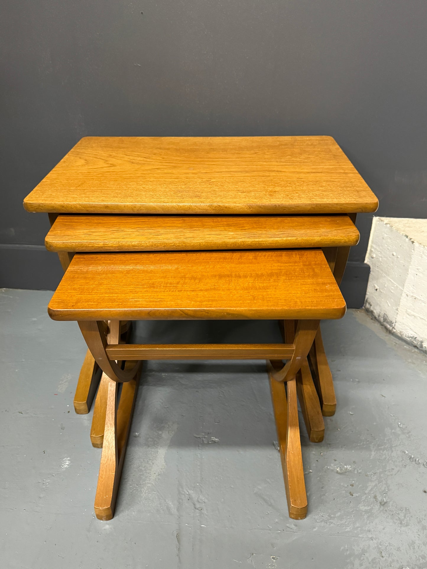 Mid century : Nathan Nest of tables