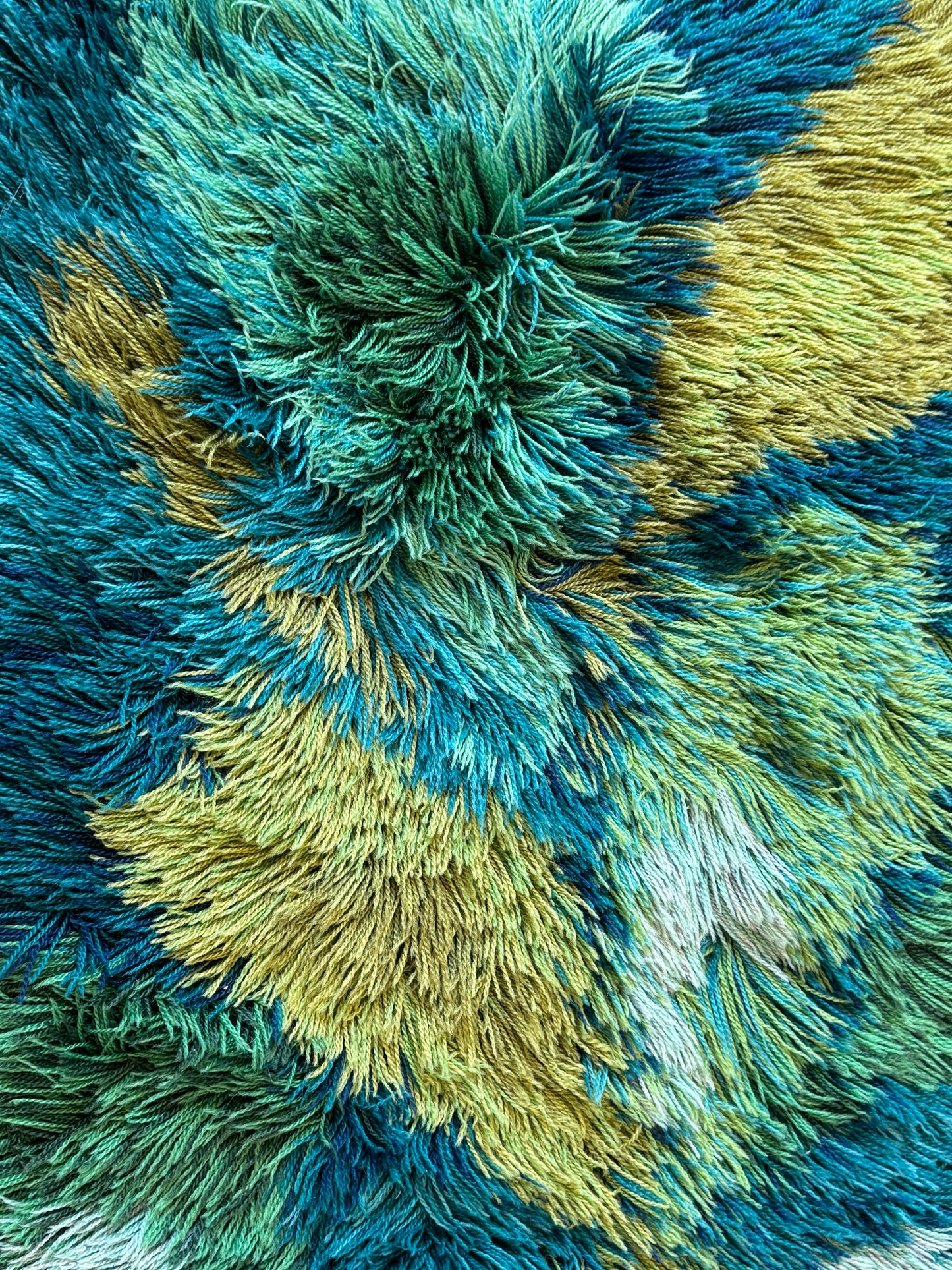 MCM Rya Rug  - Groovy shag pile  - Oblong