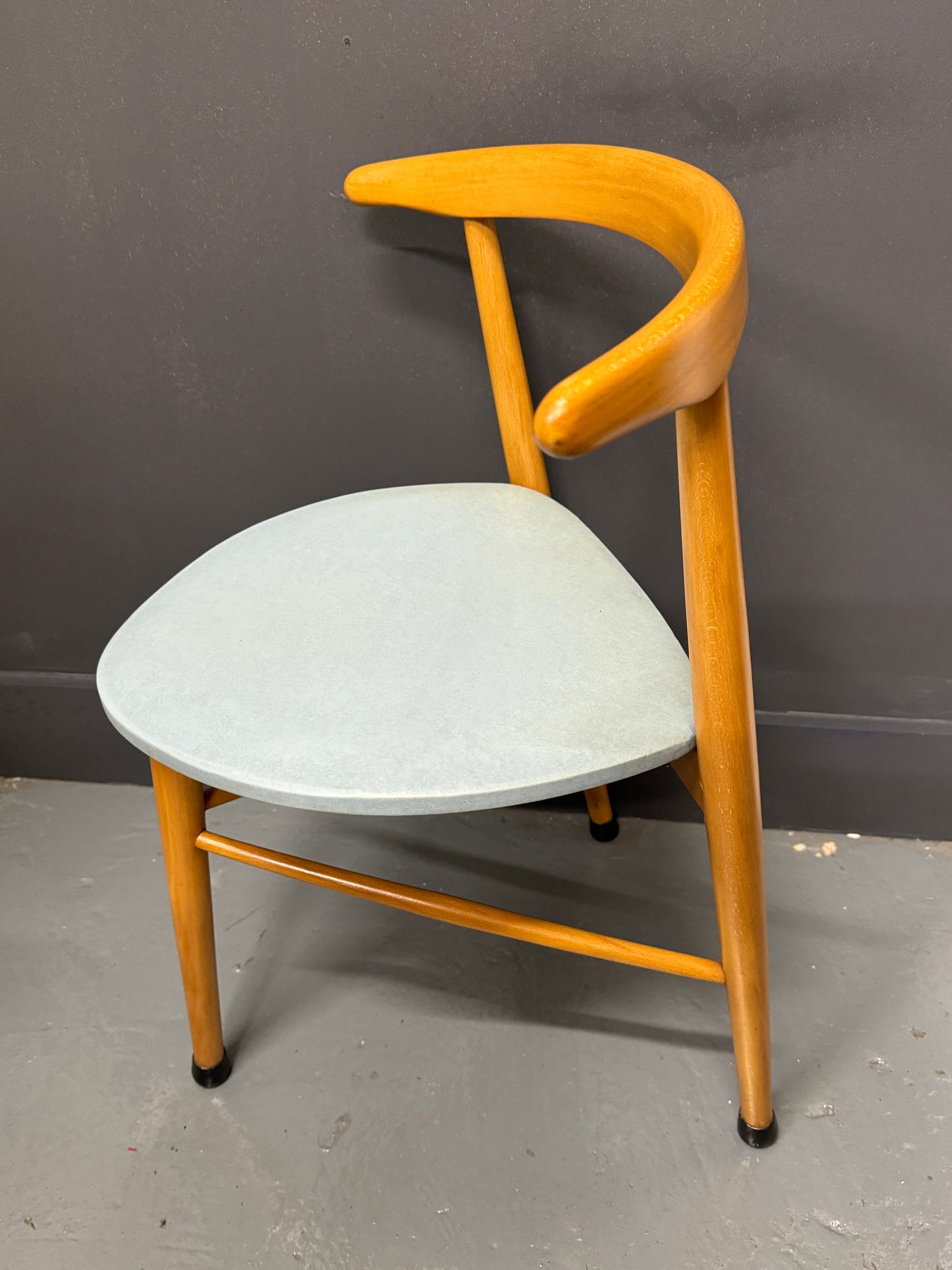 Vintage Hans Wegner design Heart chair