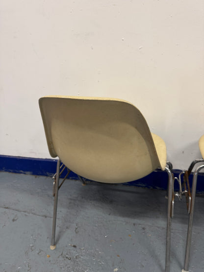 Vintage Beige Shell Chair - Charles & Ray Eames for Herman Miller