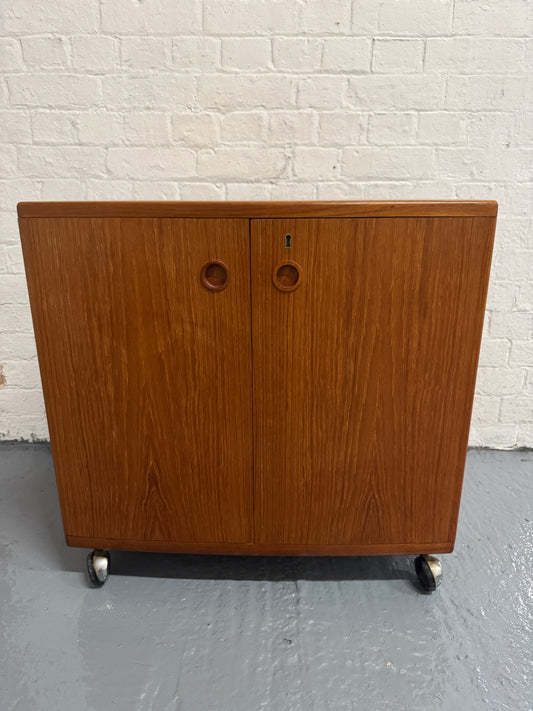 Silkeborg Drinks Cabinet