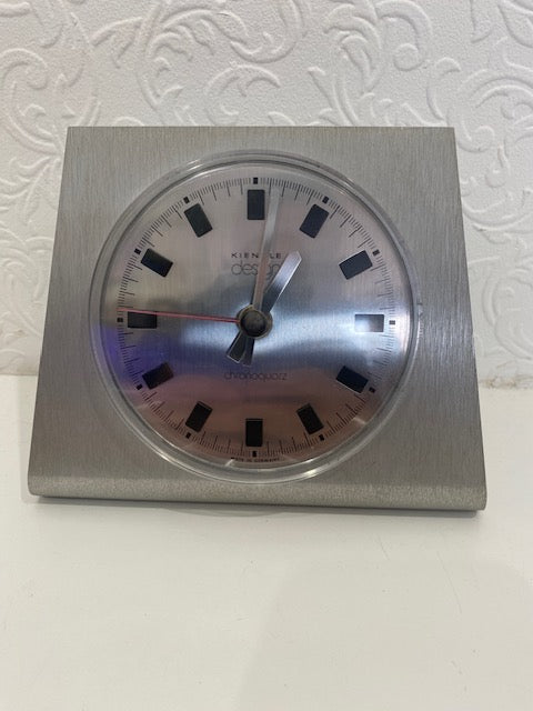 Kienzle design - chronoquartz  desk clock - space age / mid cen