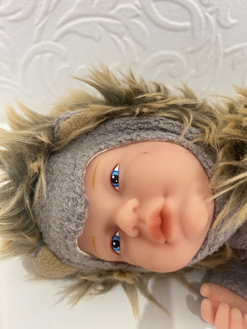 Anne Geddes doll 23 cm - Hedgehog