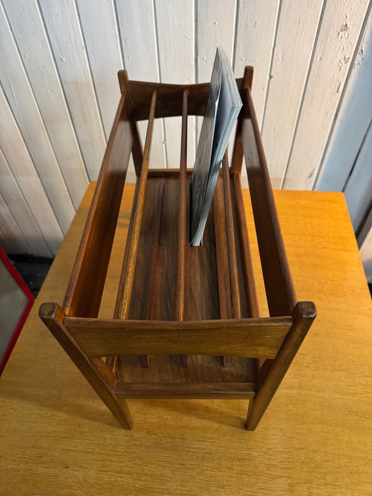 Mid-Century Danish Teak Magazine Rack – 1960s Scandinavian Modern Design