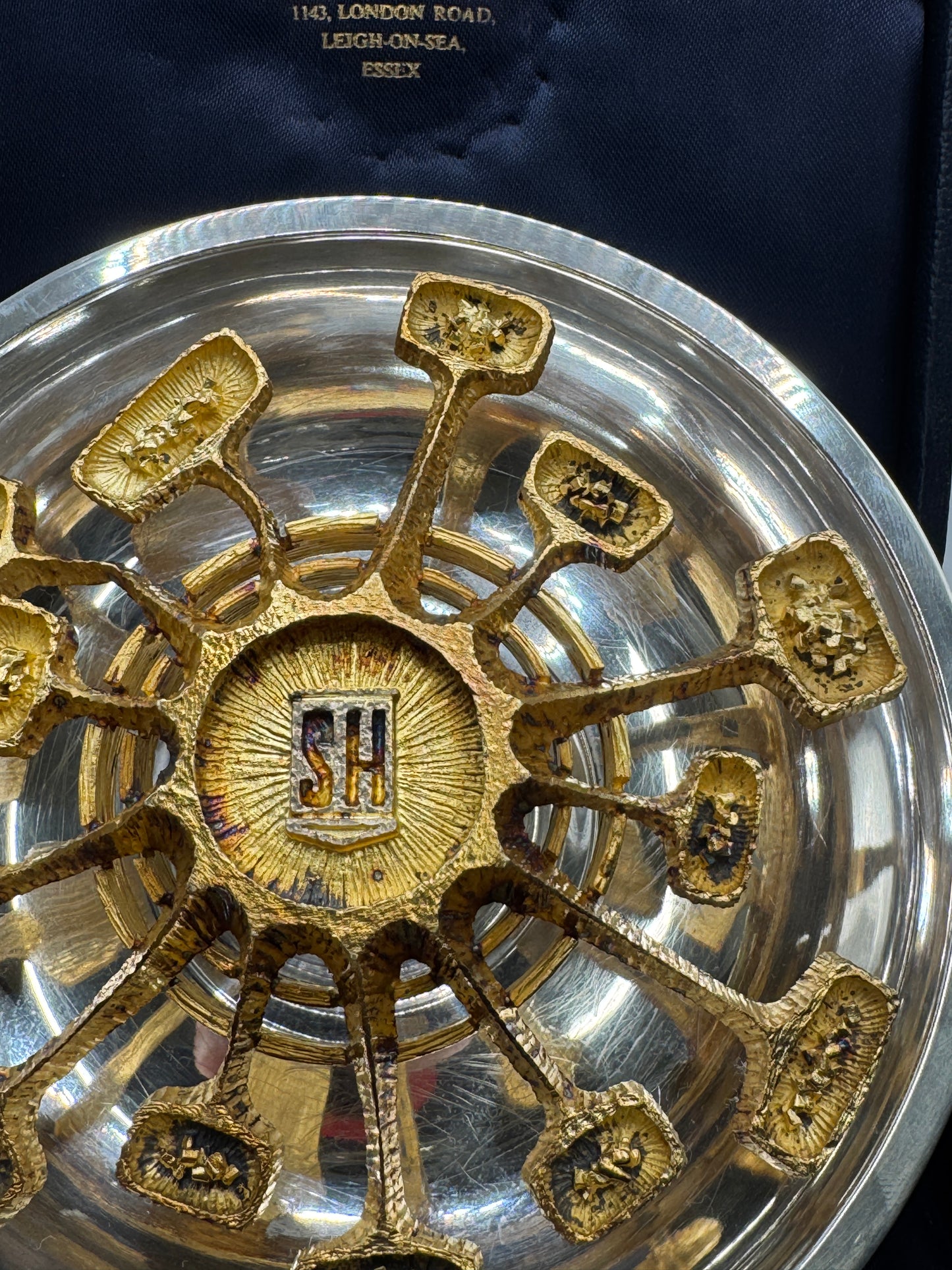 Brutalist Solid Silver Rose Bowl by Christopher Lawrence – London 1973, Hallmarked, Silver Gilt Centre