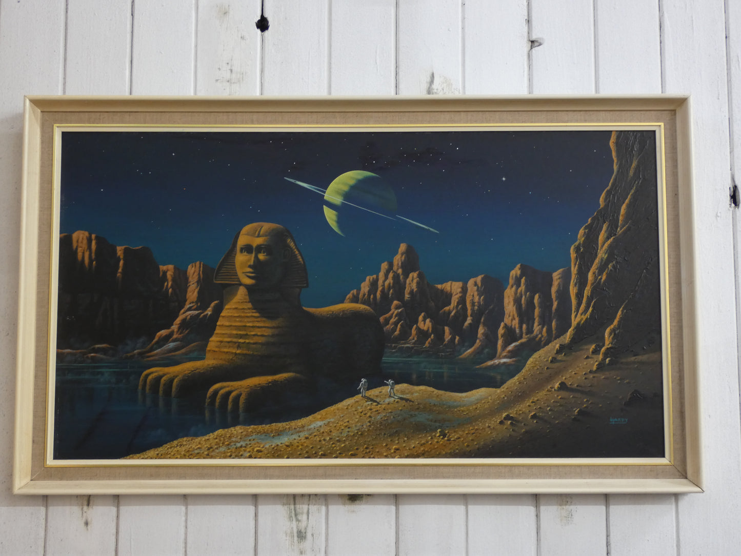 “Sci-Fi Sphinx by David A. Hardy – Vintage 1970s Space Art Print (100 × 58.8 cm) | Surreal Ringed Planet Landscape”