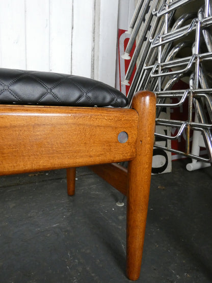 Mid-Century Teak Coffee Table / Bench with Jacqueline Groag Cityscape Design – Reupholstered Seat Pads