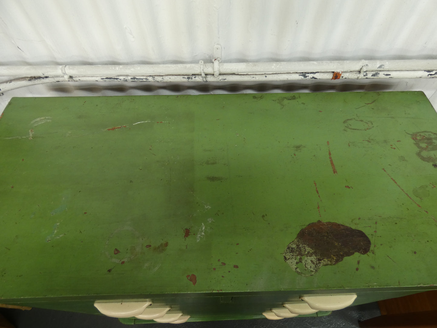 Stunning  Green Chest of Drawers with Bakelite Handles – Vintage Patina  1950s