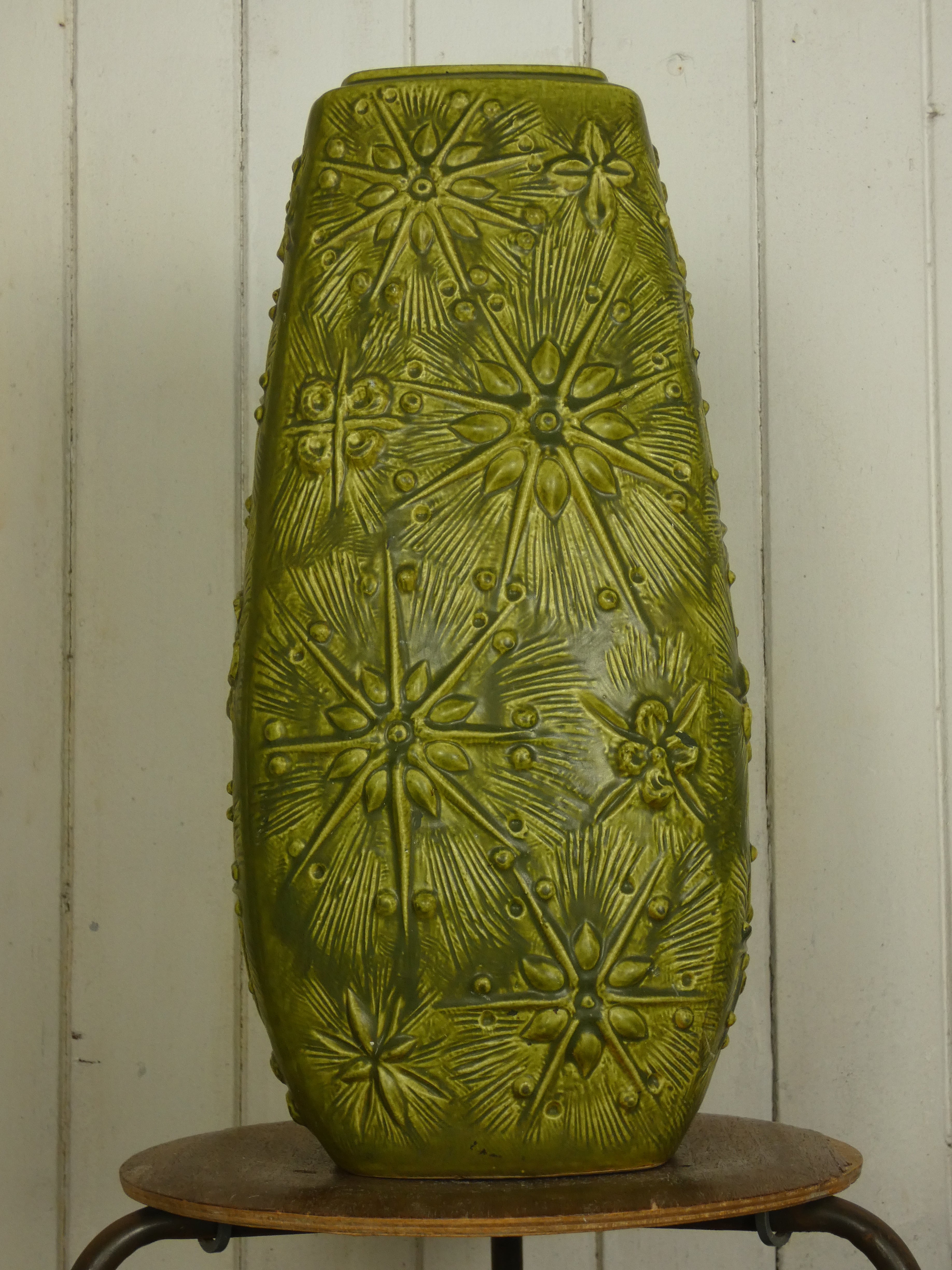 Very large Kosmos Floor Vase by Scheurich - West German – FISH4JUNK