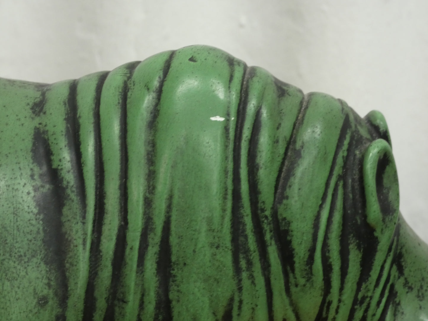 Mid-Century Modern Plaster Rhino Sculpture – Green with Dark Accents – 25.5 cm