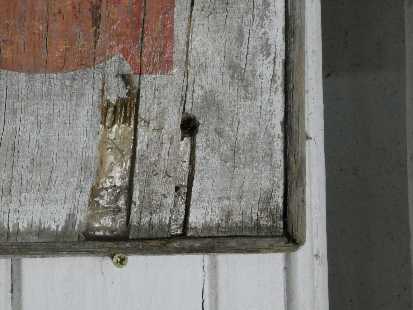 Vintage “No Parking” Wooden Sign – 1950s/60s Industrial Wall Sign with Red Lettering & Patina