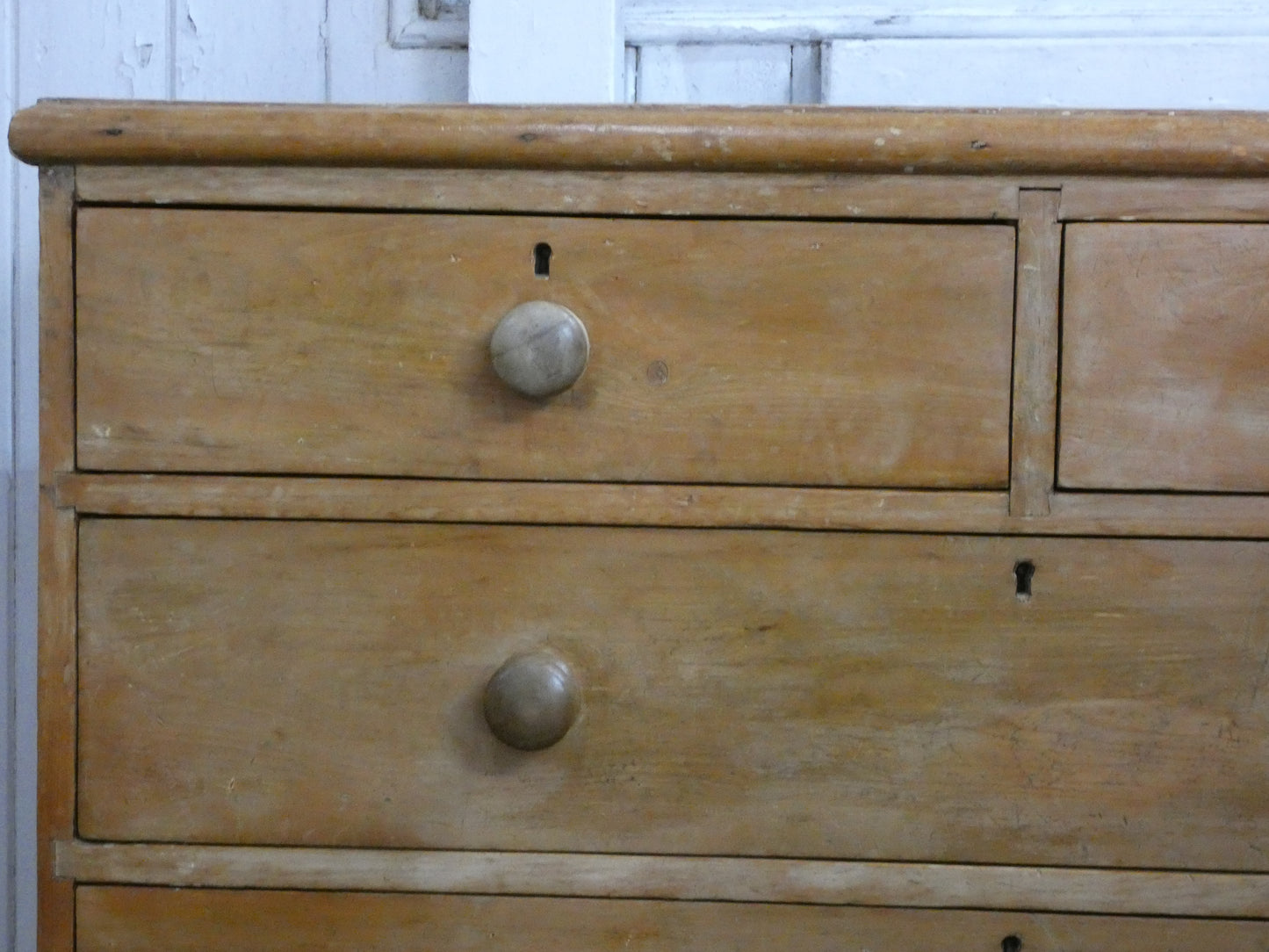 Victorian Chest of Drawers c.1890 – Antique Solid Wood 4 Drawer Cabinet – Original Character Storage