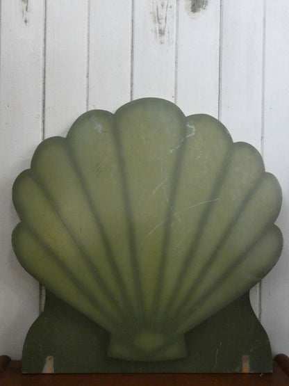 Vintage Shell Petrol Advertising Sign – Retro Garage Wall Decor – Industrial wooden Style