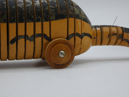 Vintage Folk Art Wooden Pull-Along Mouse Toy with Articulated Tail – Handcrafted Rustic Critter