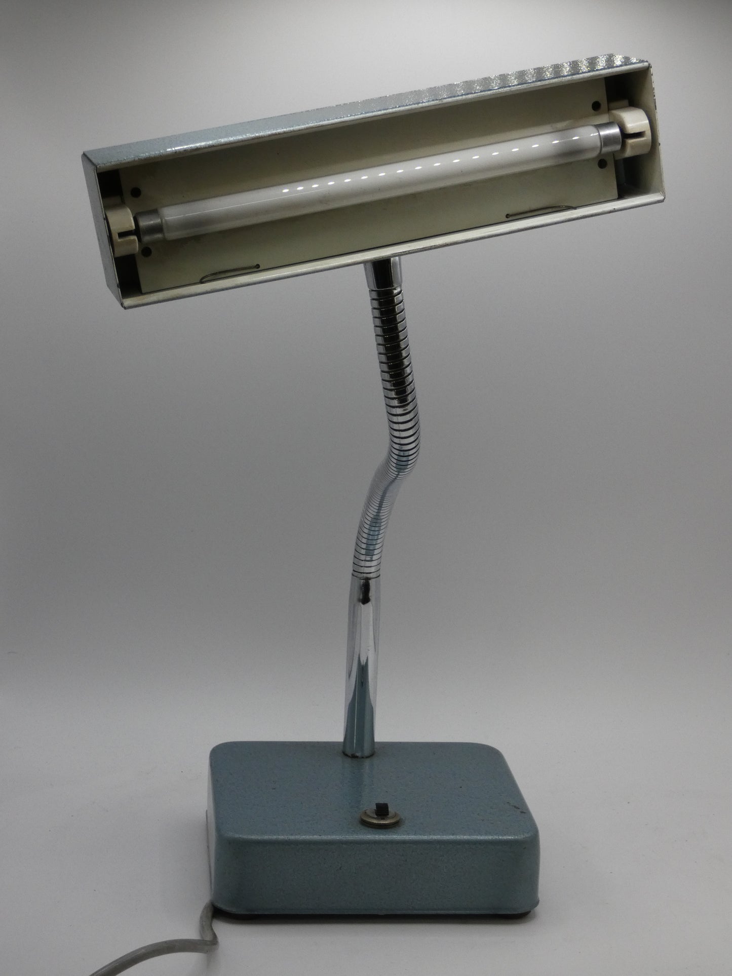 Vintage Mid-Century Modern Office Desk Lamp – Adjustable Gooseneck Fluorescent Task Light – Fully Tested