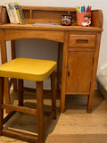 Vintage Kids workstation / Desk  + stool