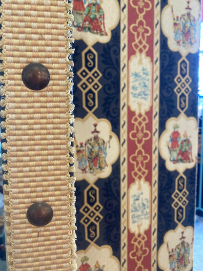 Oriental fabric lounge screen - Stunning ......