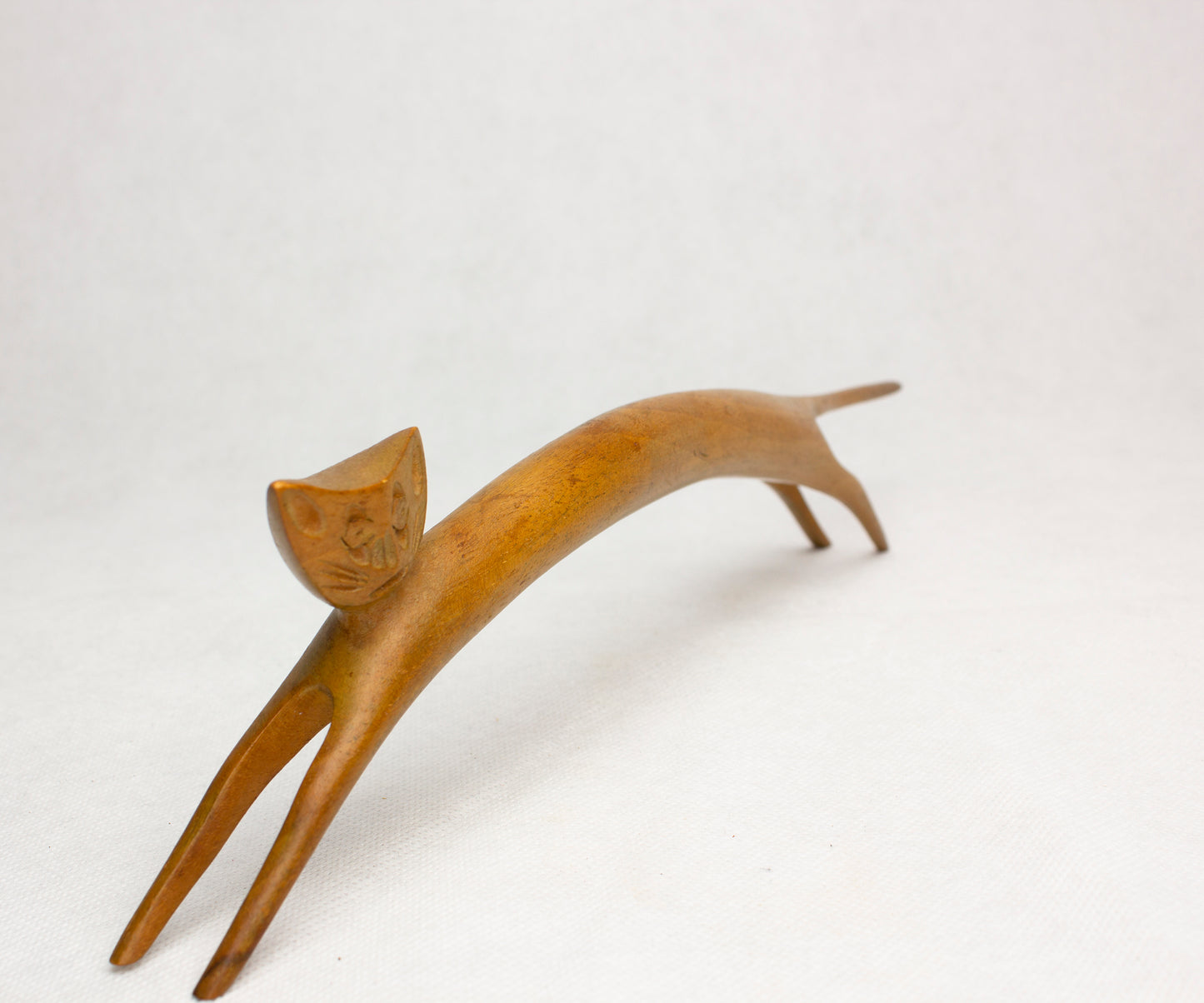 Mid century Wooden Cat Name: Stretch