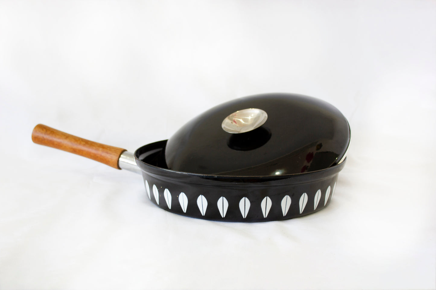 Cathrineholm Frying Pan - NEW OLD STOCK - Black /  White  super rare