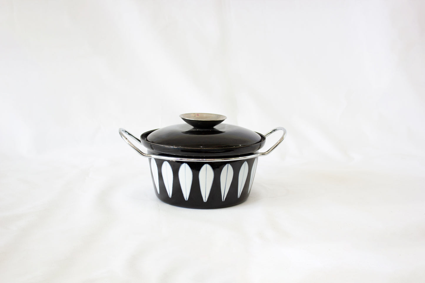 Cathrineholm Pots - NEW OLD STOCK Black / White  Rare WOW