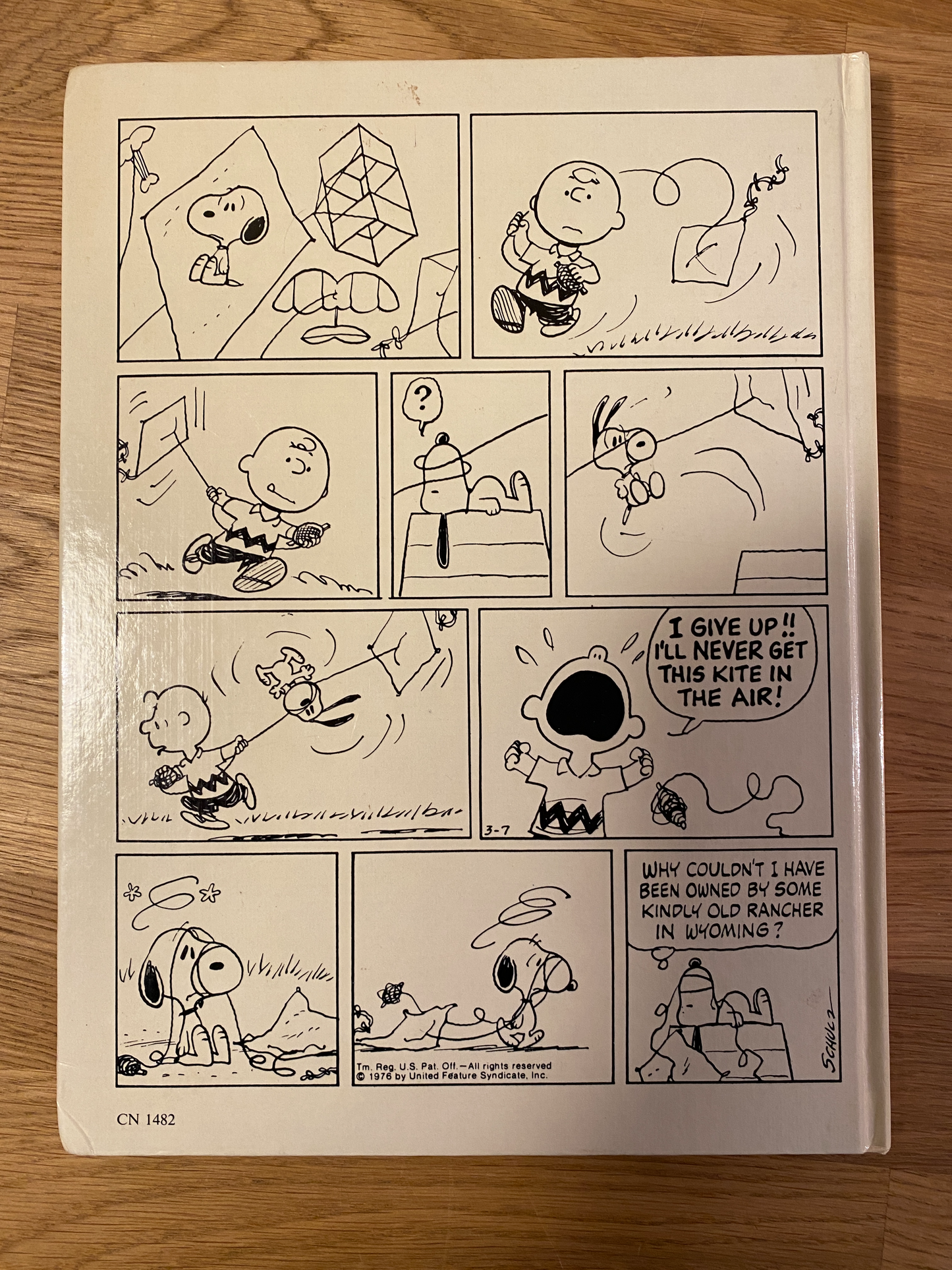 Peanuts - You're a Good Scout Snoopy - The Peanuts Gang . Lucy rules  ok?